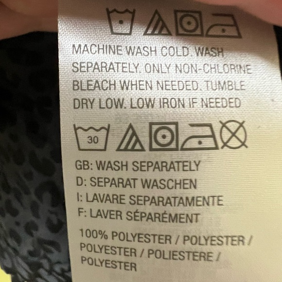 LOGO by Lori Goldstein Gray Sweater - Picture 9 of 14